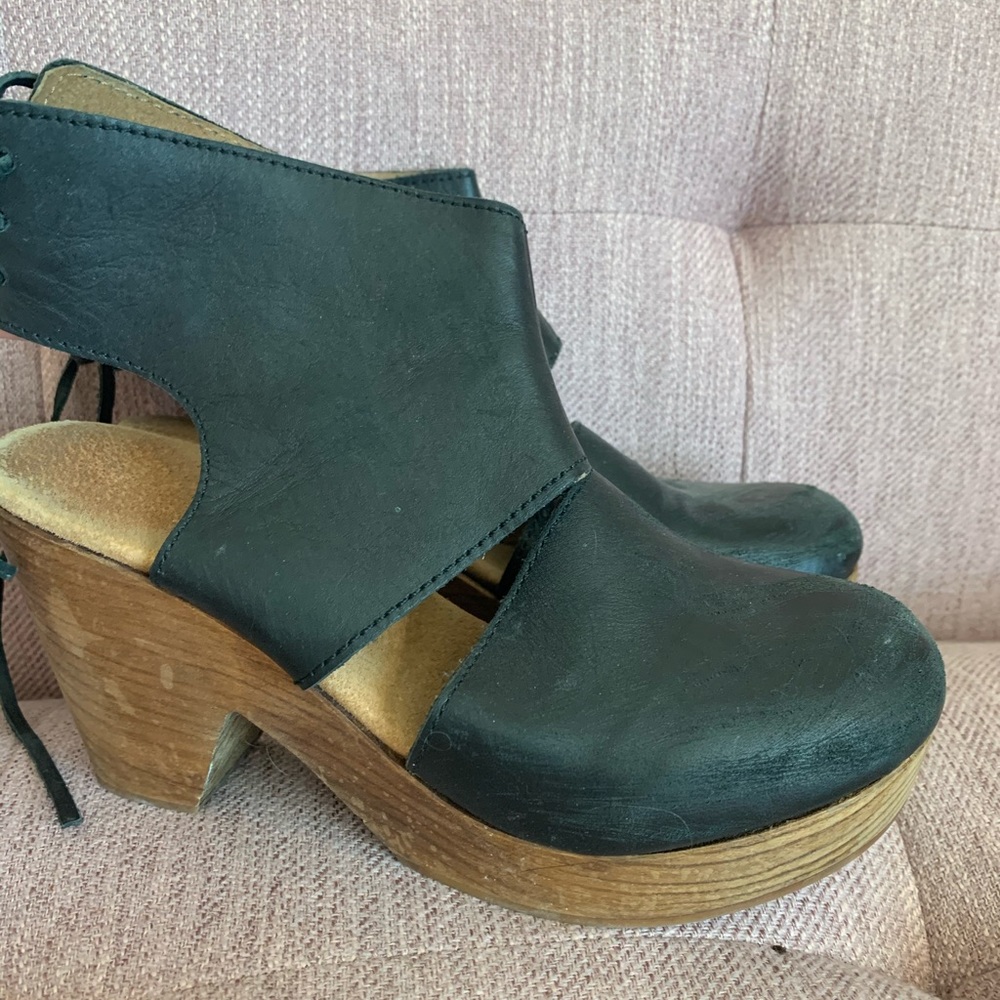 Free People clogs